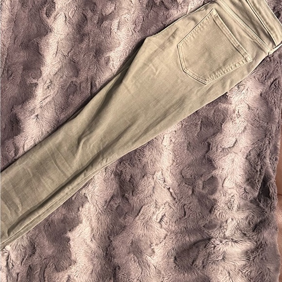 Free People sz 29 distressed skinny jeans with stretch - Picture 3 of 8